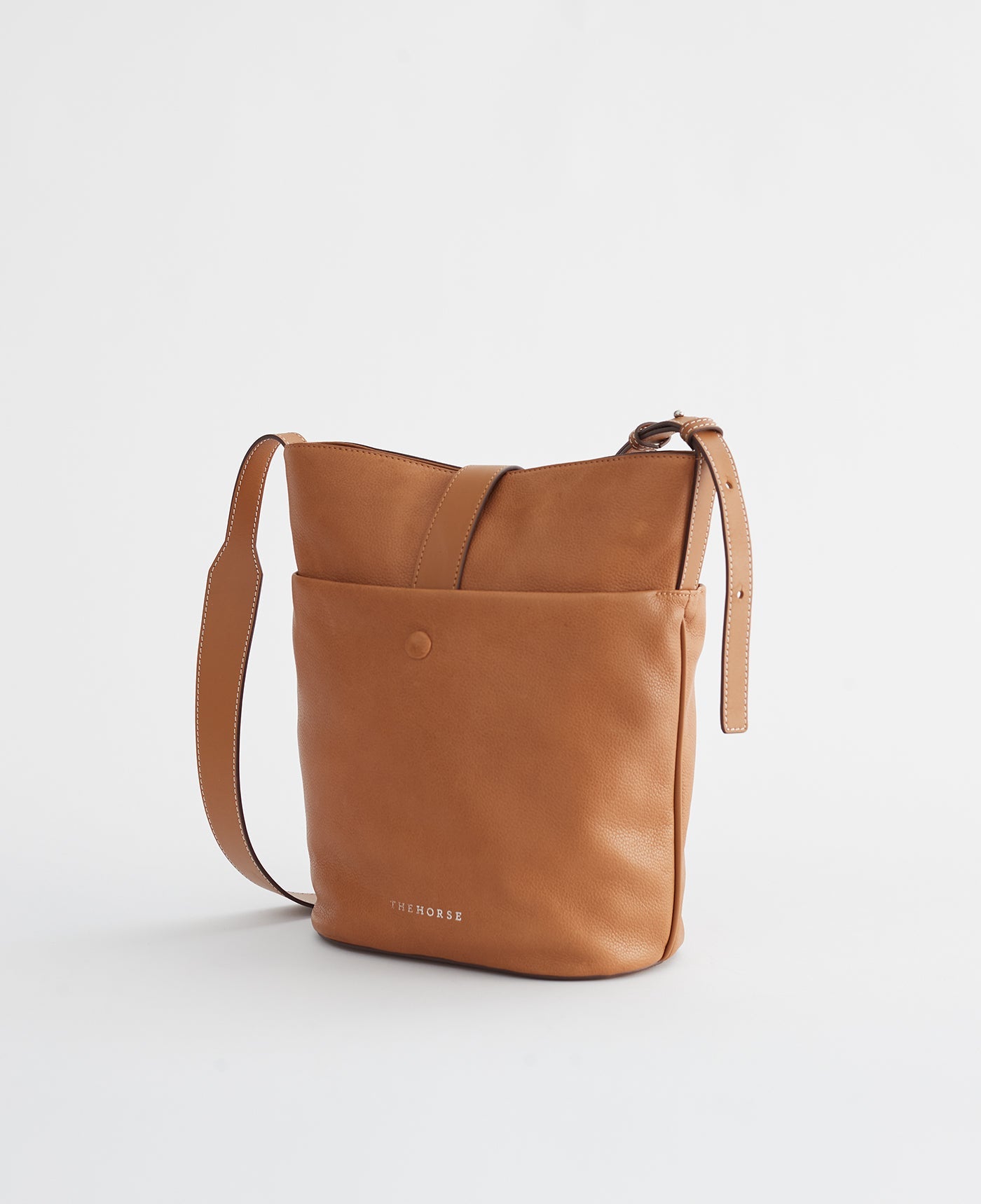 The Large Luella Bucket Bag: Caramel