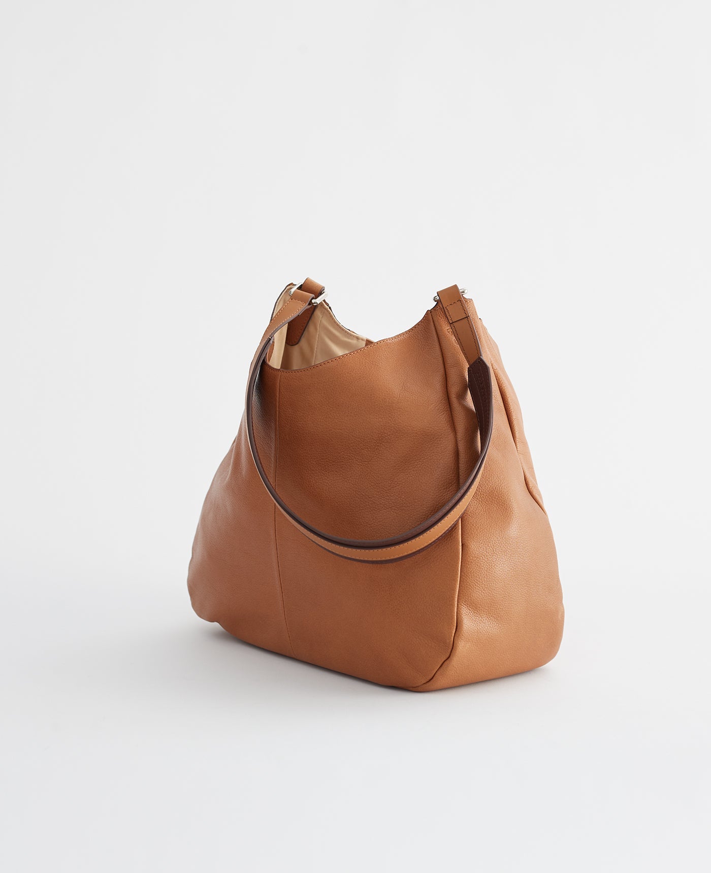 August Handbag: Caramel