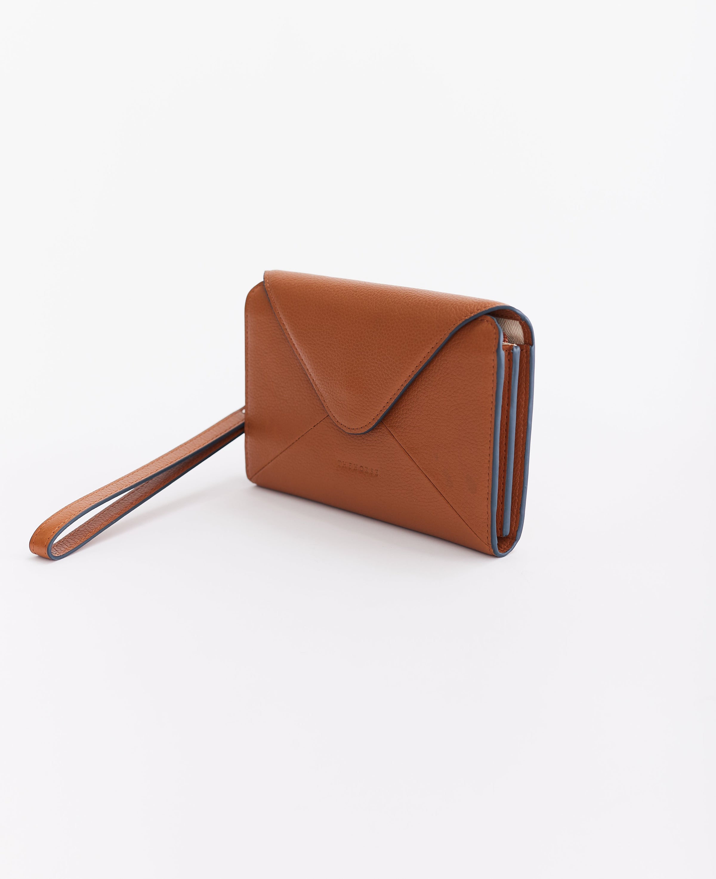 Travel Wallet: Tan