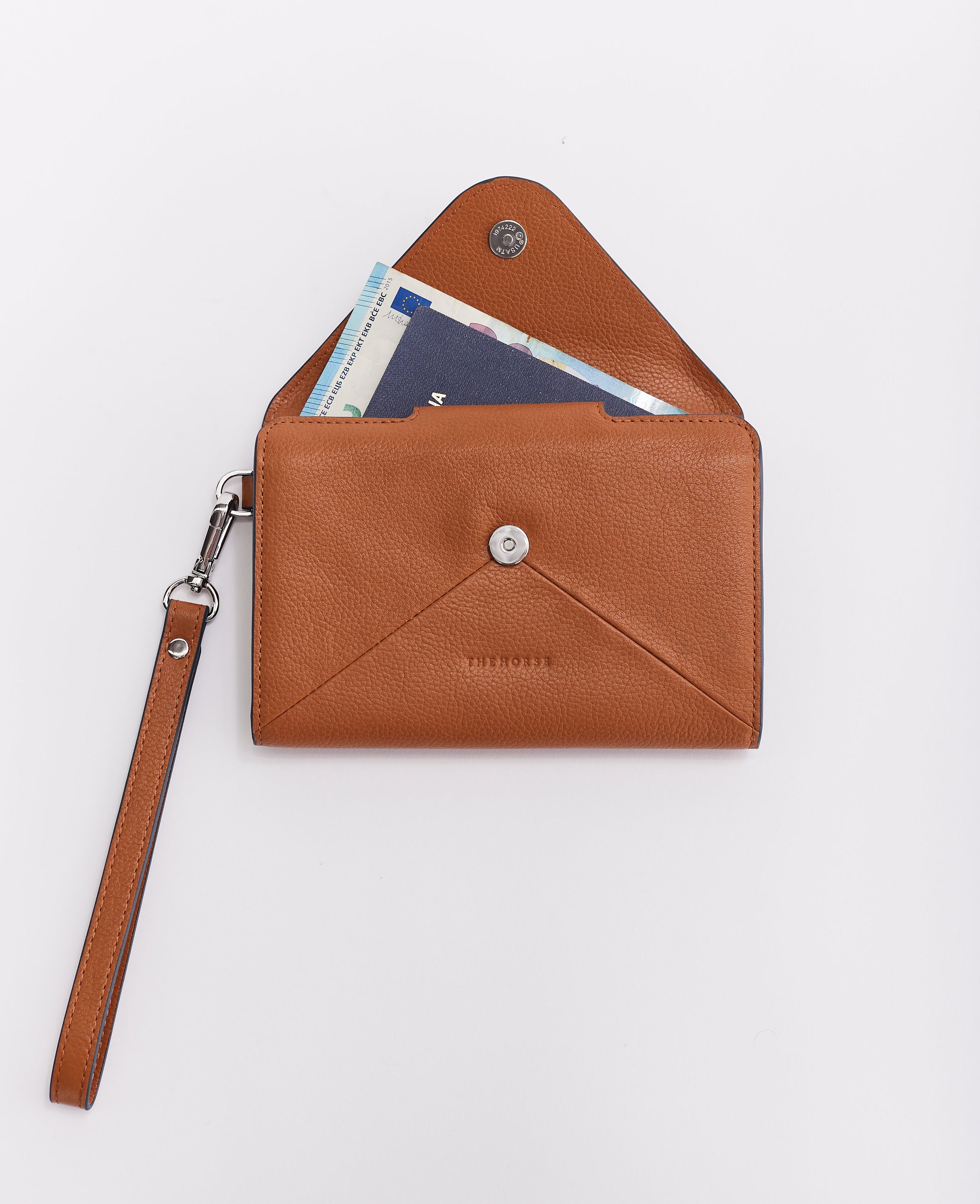 Travel Wallet: Tan