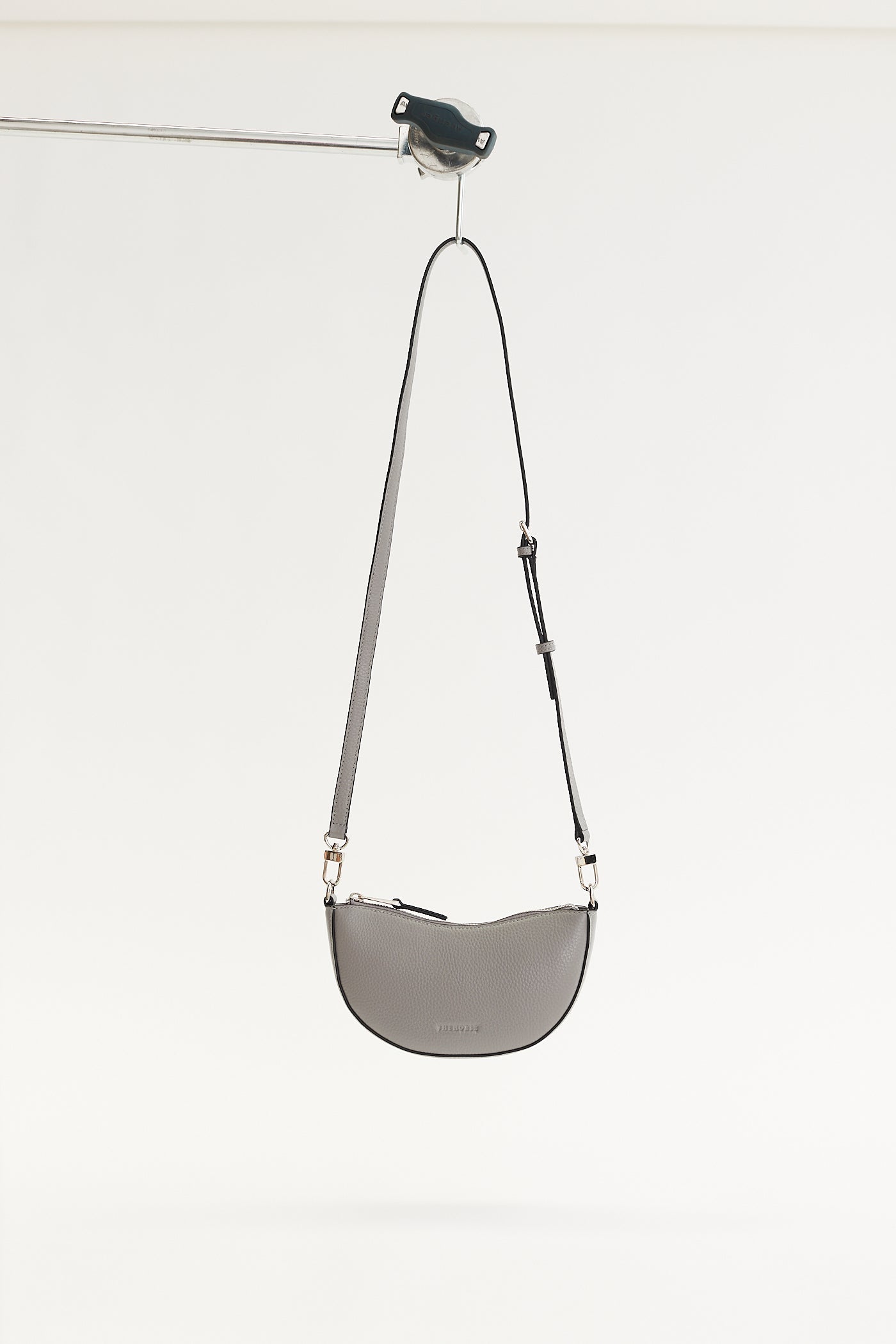 River Crossbody Bag: Dove Grey