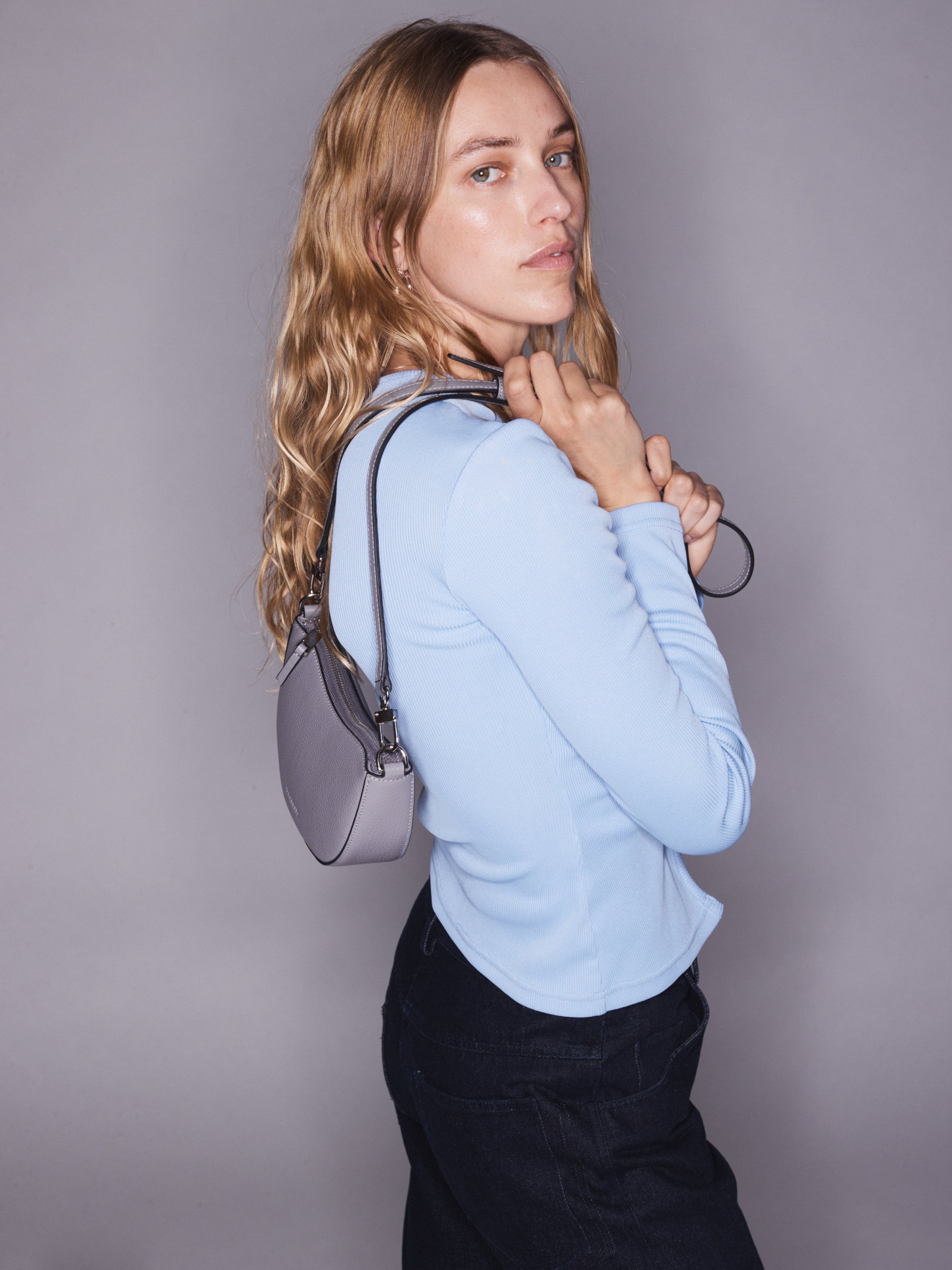 River Crossbody Bag: Dove Grey