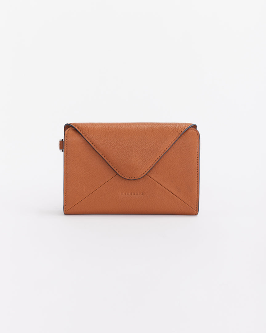 Travel Wallet: Tan